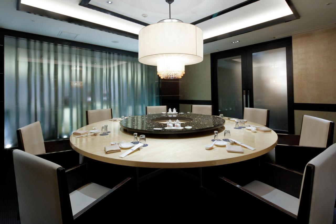 Sheraton Miyako Hotel Osaka Eksteriør billede